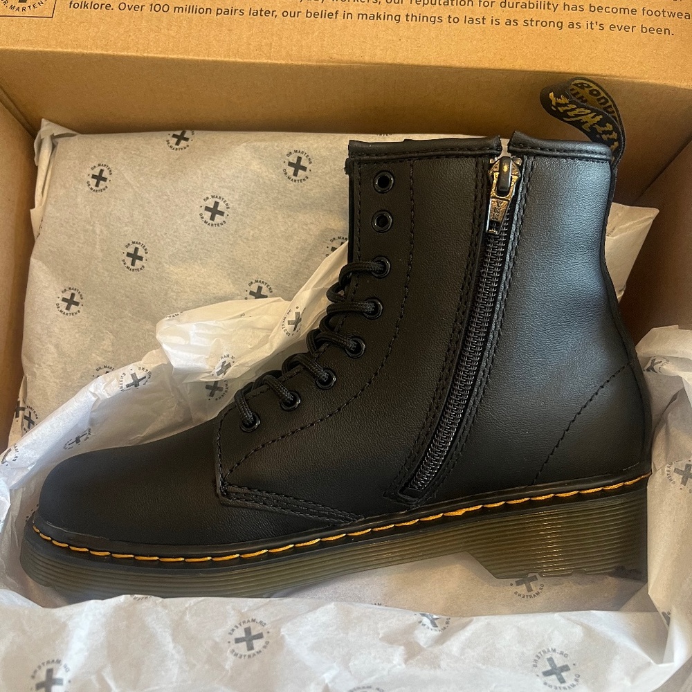 Doc martens doc martens size 5 womens/girls never worn brand new in box